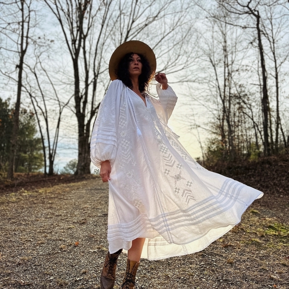 Spell Brand New Sandbar Gown -white Size Small Qty 1